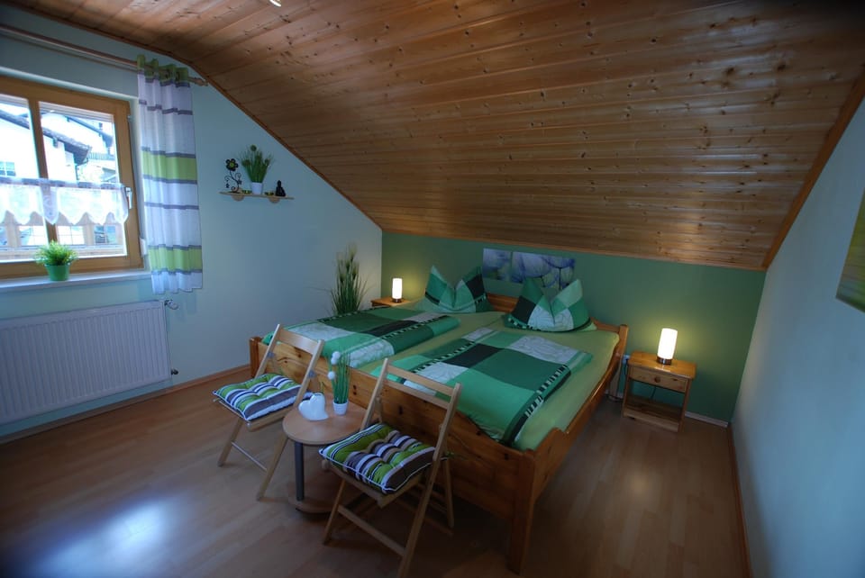 Beautiful, quiet 4-star vacation apartment in the Bavarian Forest Apartment in Bavaria