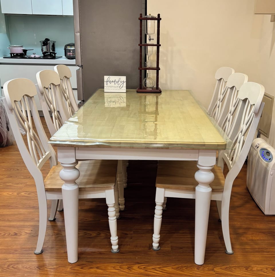 Dining Table, 6 dining chairs