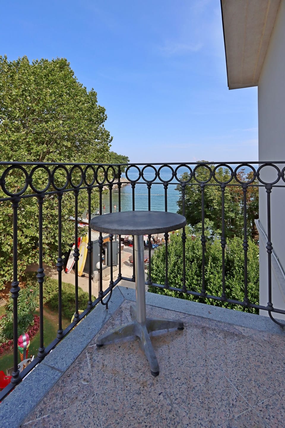 Balcony 2