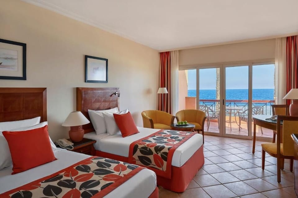 Lounge by the window and soak in endless blue views.