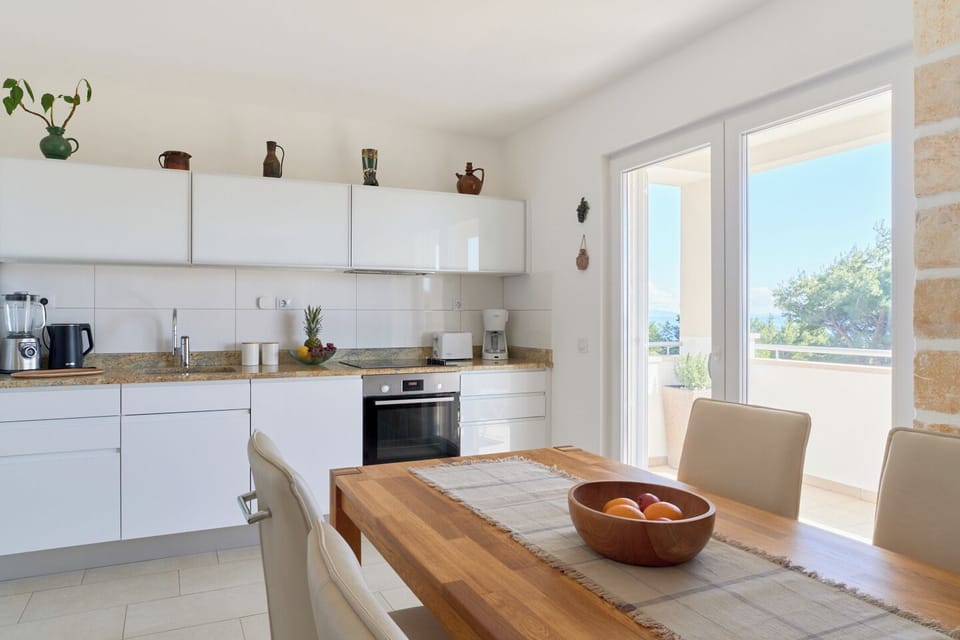 1st floor - dining and kitchen