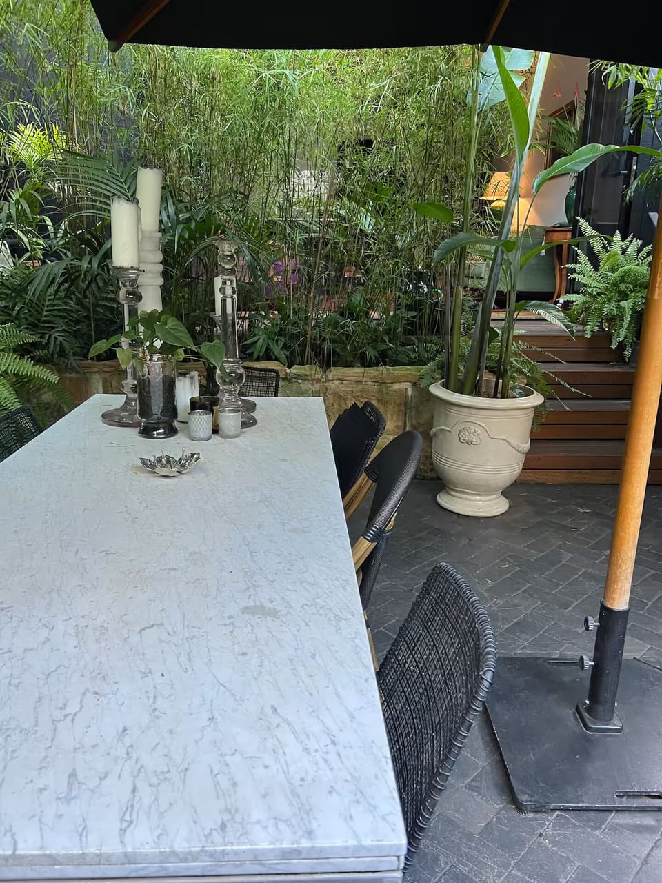 Outdoor dining