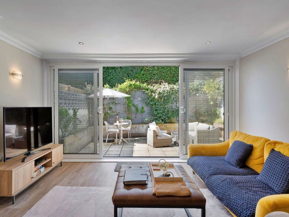 Furniture, Couch, Interior Design, Wood, Flooring, Floor, Home, Living Room, Lighting, Ceiling