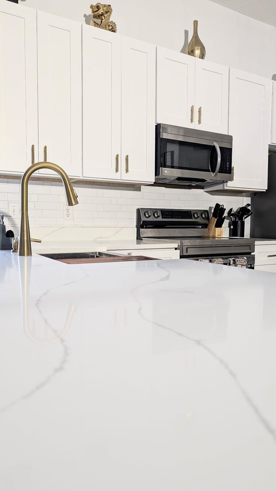  beautiful kitchen 