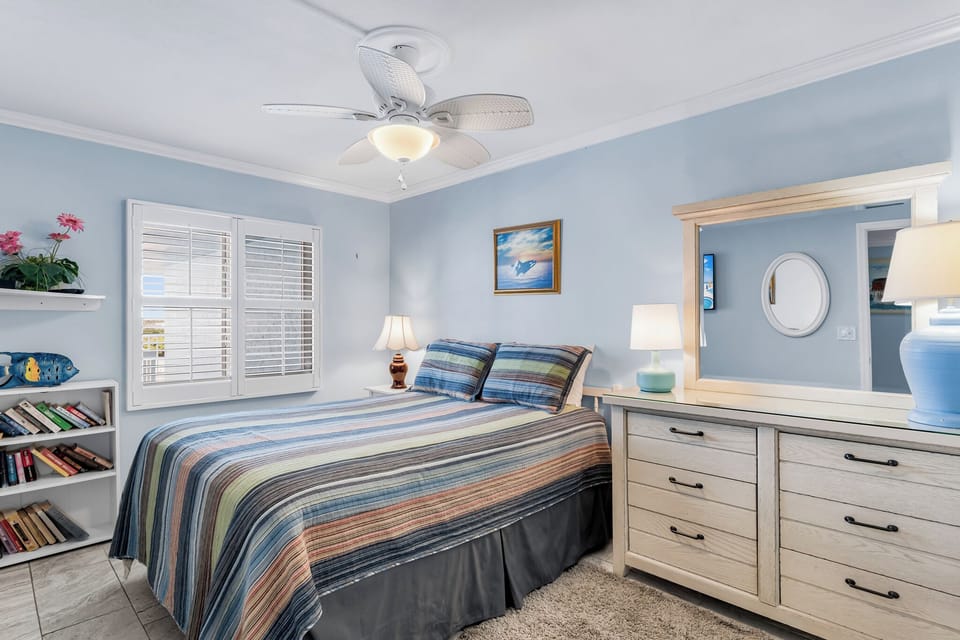 JC Resorts Sand Dollar 407 Bedroom 2 Indian Shores-1(2048 Pixels)28