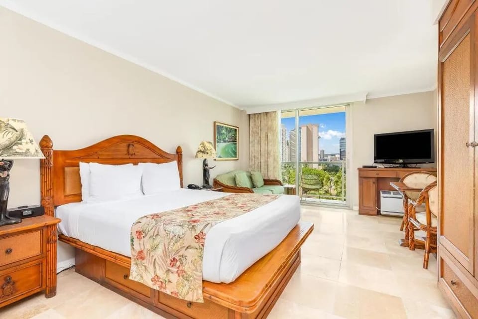 Comfortable Unit with Queen size bed