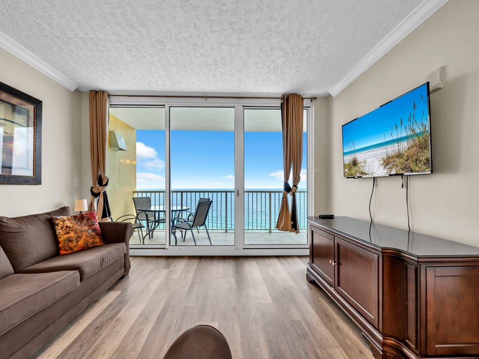 Welcome to Majestic Beach Towers 1-2003