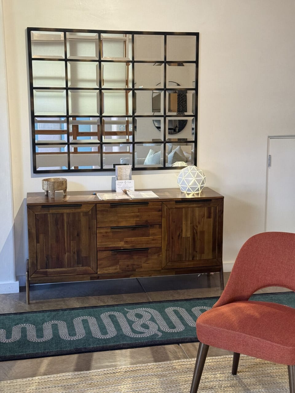 Entry way