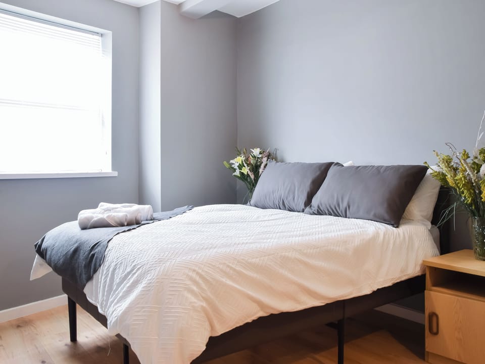 Double bedroom | Apartment 1 - Ye Olde Smithy, Stoke-on-Trent