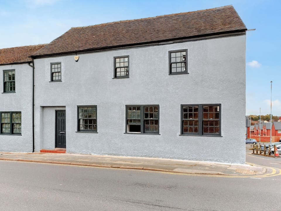 Exterior | Apartment 4 - Ye Olde Smithy, Stoke-on-Trent