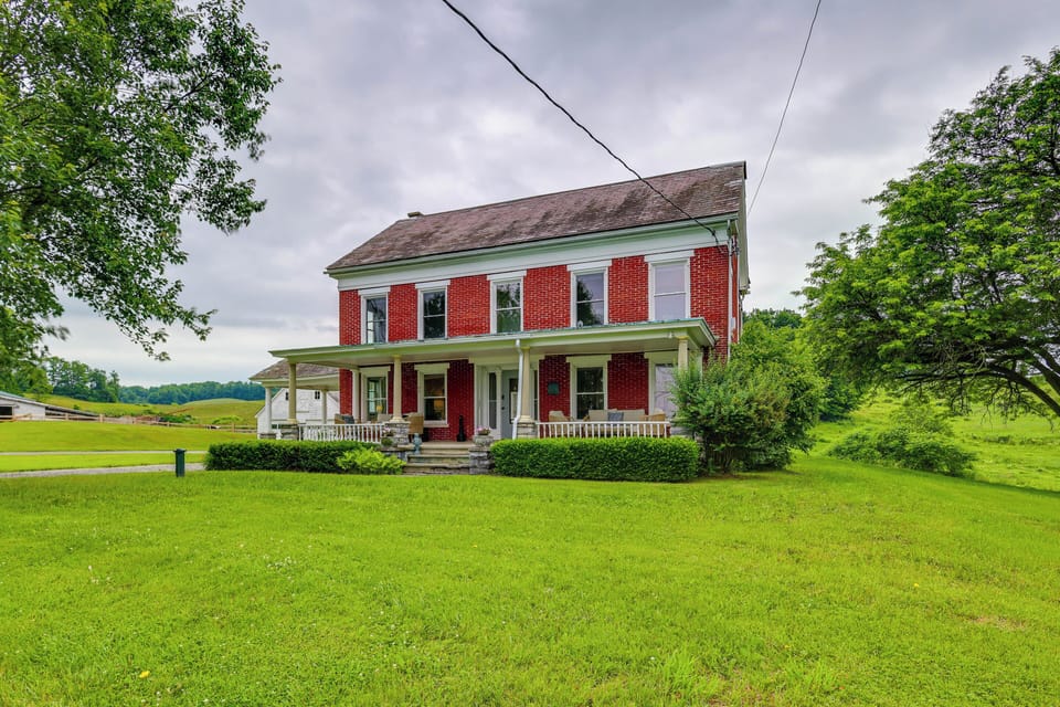 Granville Vacation Rental | 3BR | 2BA | Steps Required | 1,500 Sq Ft