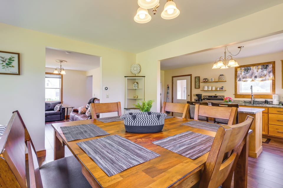 Dining Area | 1st Floor