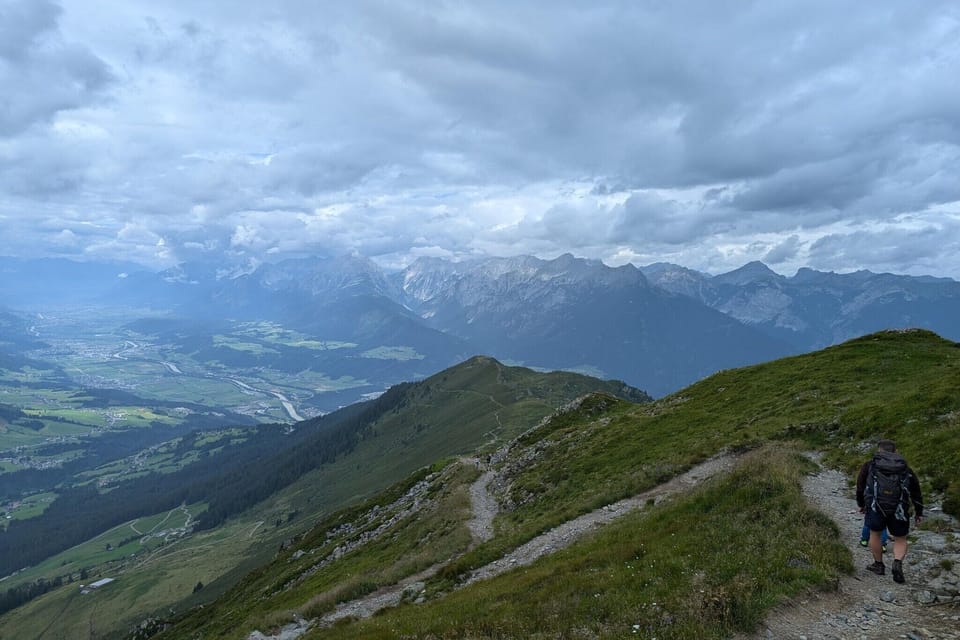 Surroundings [summer] (1-5 km)