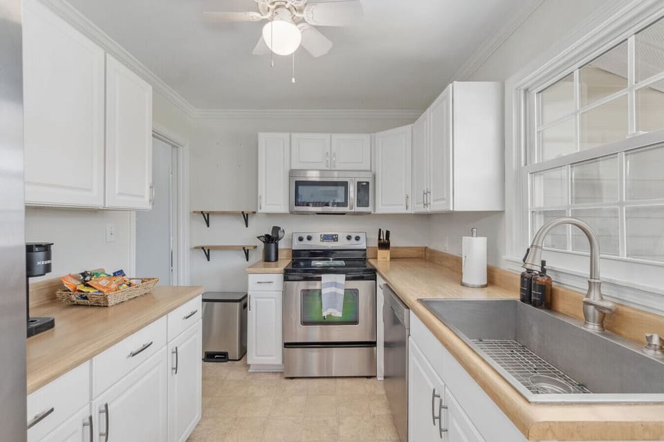 fully stocked kitchen