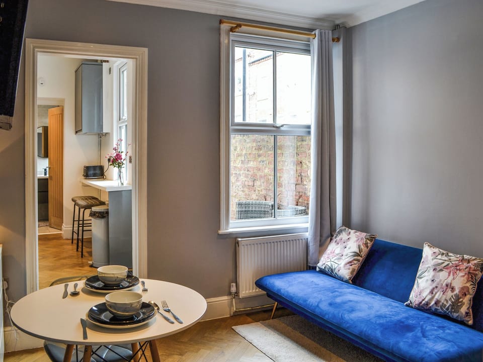 Living area | River Lily House, York