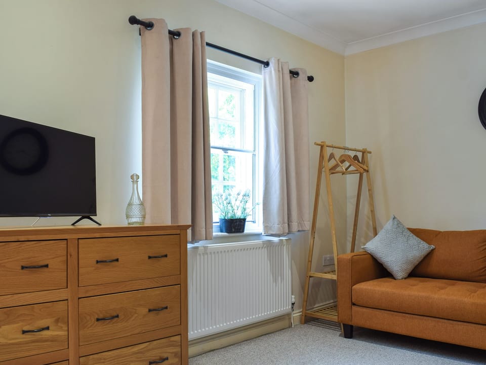 Living area | The Coach House Flat 1 - The Coach House, Tetsworth, near Oxford