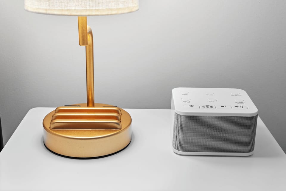 Nightstand Lamp/Sound Machine