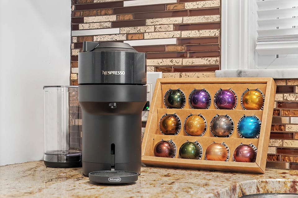 Kitchen/Nespresso Machine