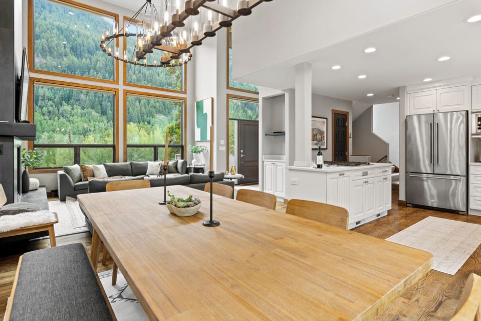 Dining room offers mountain views as well