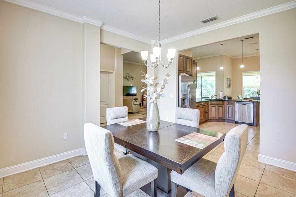 Dining Room | Dishware & Flatware