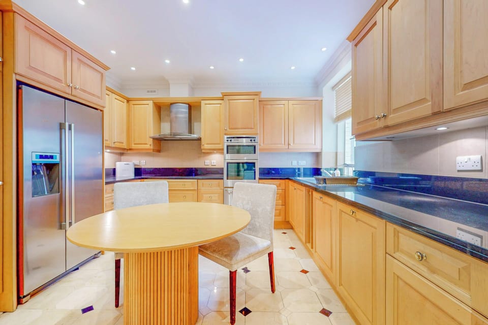 Full equpiment kitchen