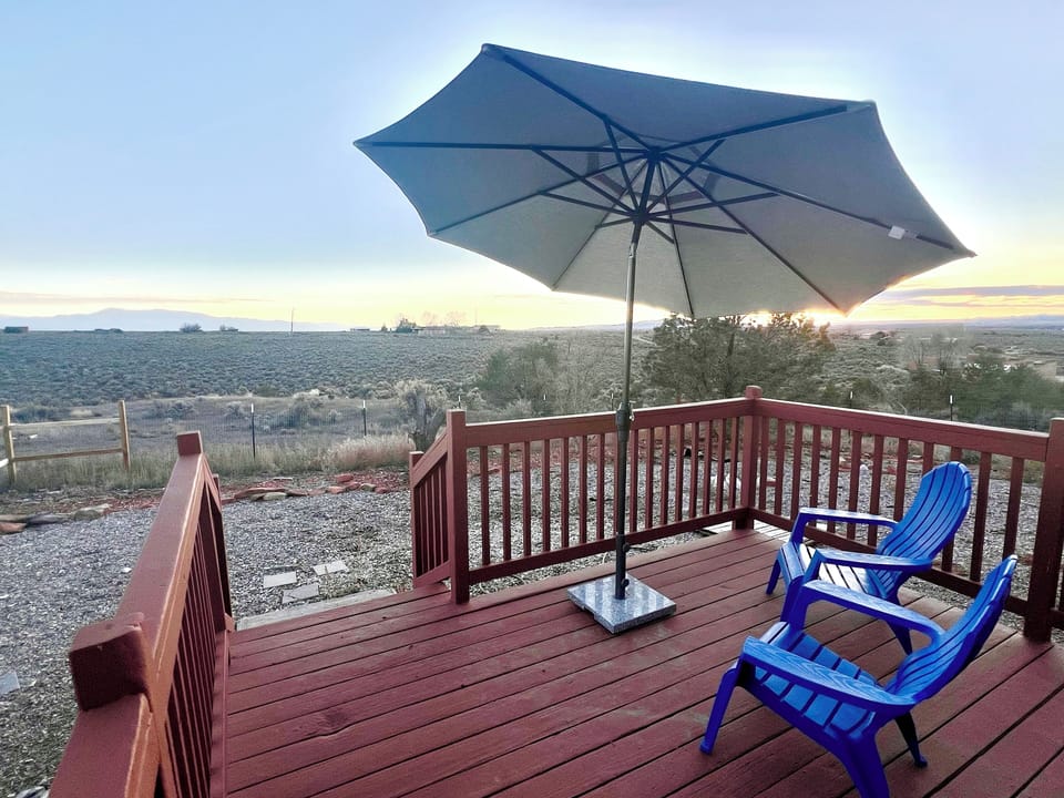 Panoramic views from the back deck