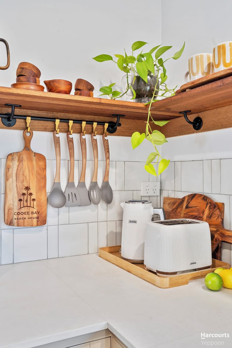 Upstairs kitchen detail.