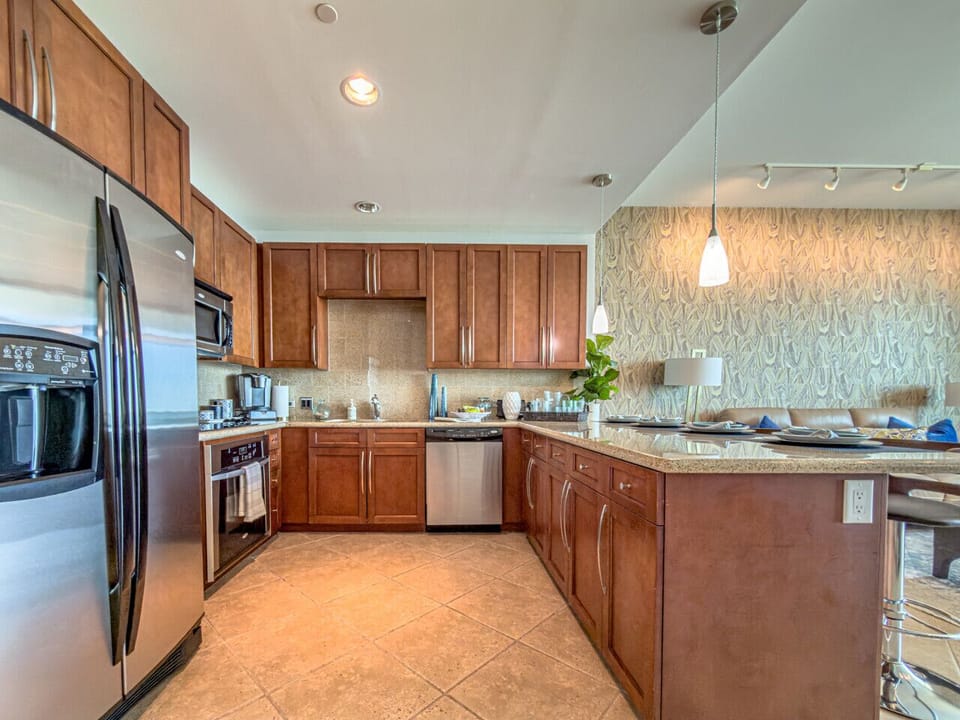 Fully stocked kitchen