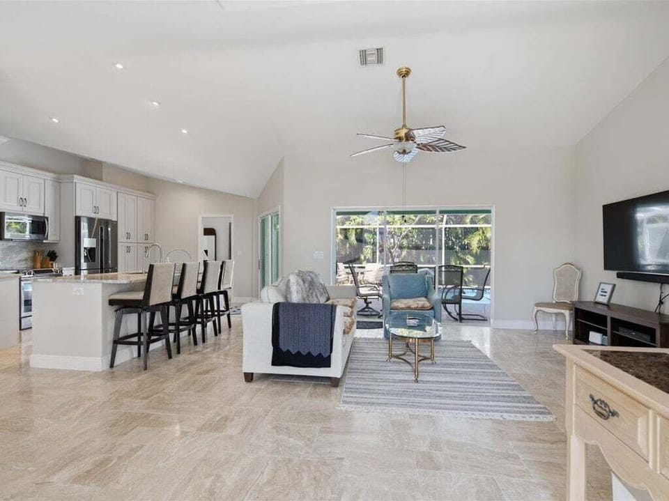 living room and breakfast bar
