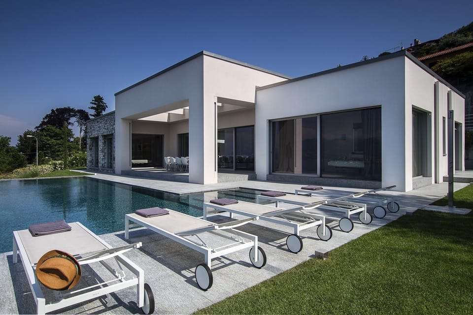 Villa Camilla - Stresa, Lake Maggiore - by NORTHITALY VILLAS Vacation rentals
