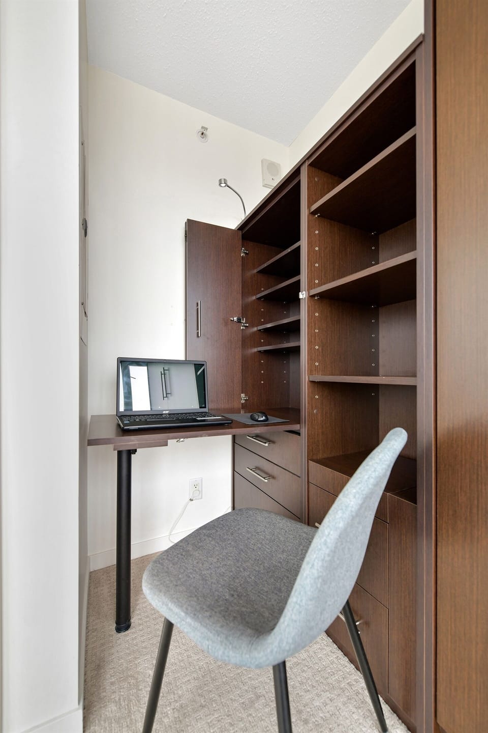 Work Desk