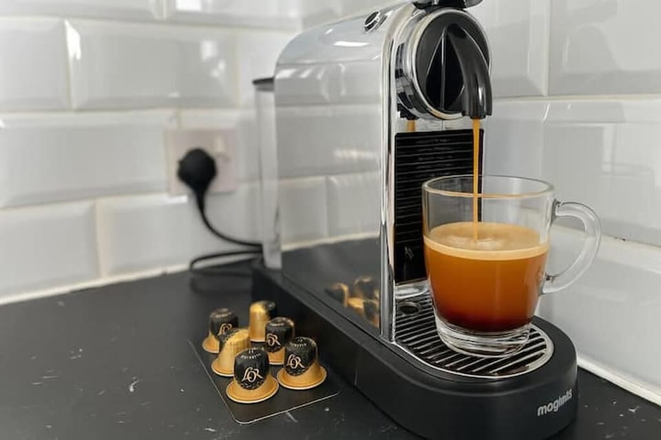 COFFEE MACHINE