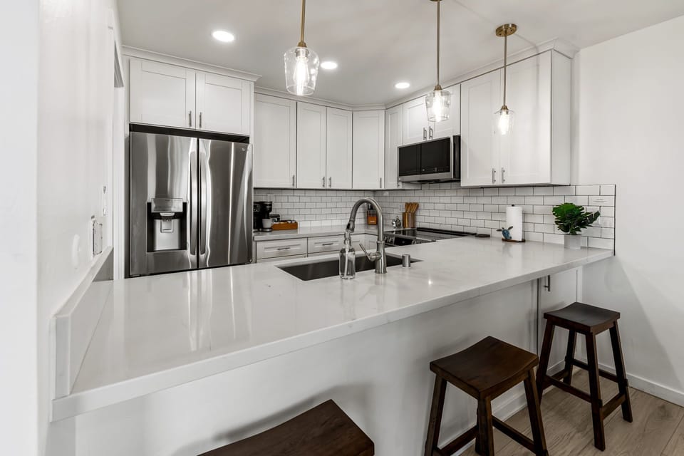 Beautiful New Fully Equipped Kitchen