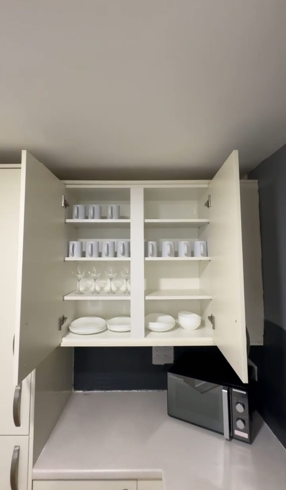 Kitchen with cups and plates