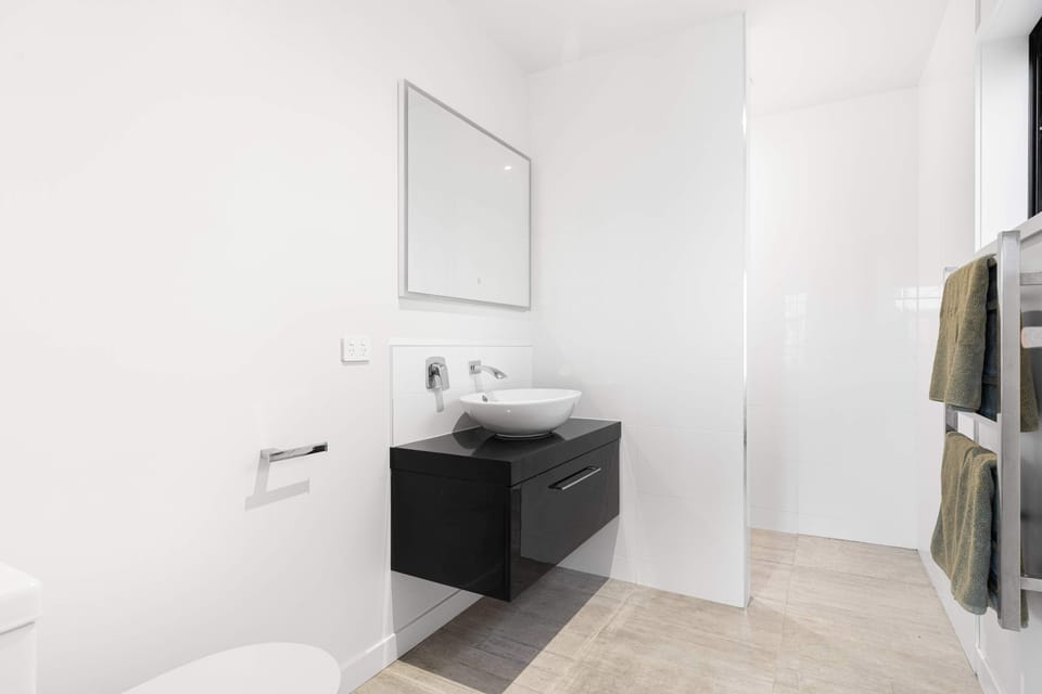 Master Ensuite