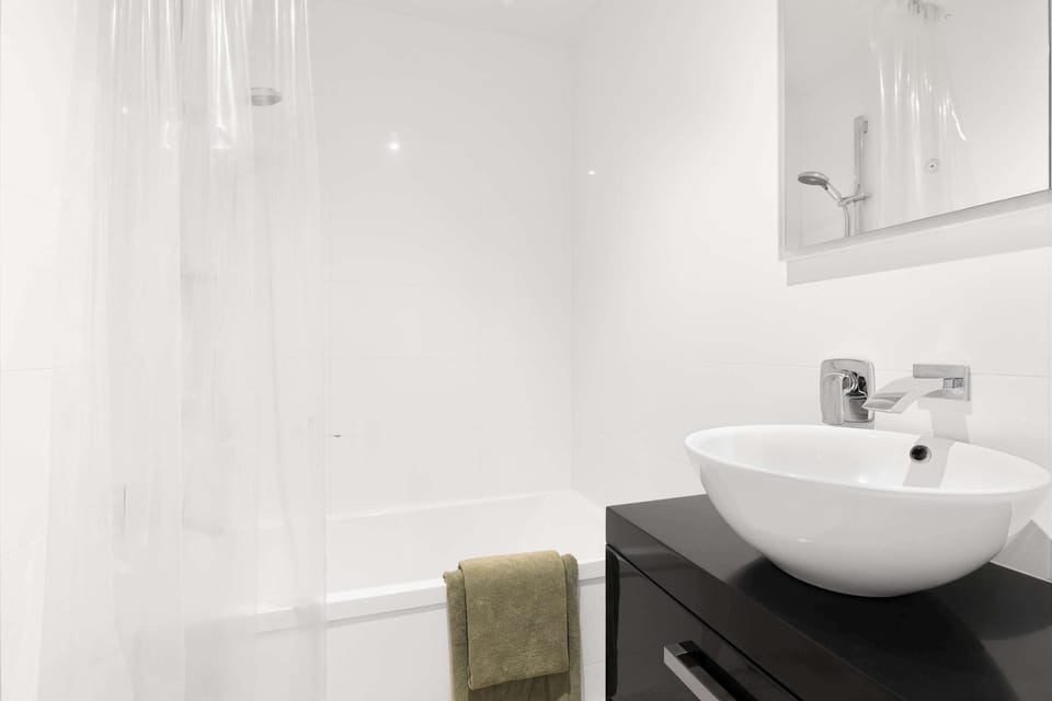 Bathroom - Upstairs