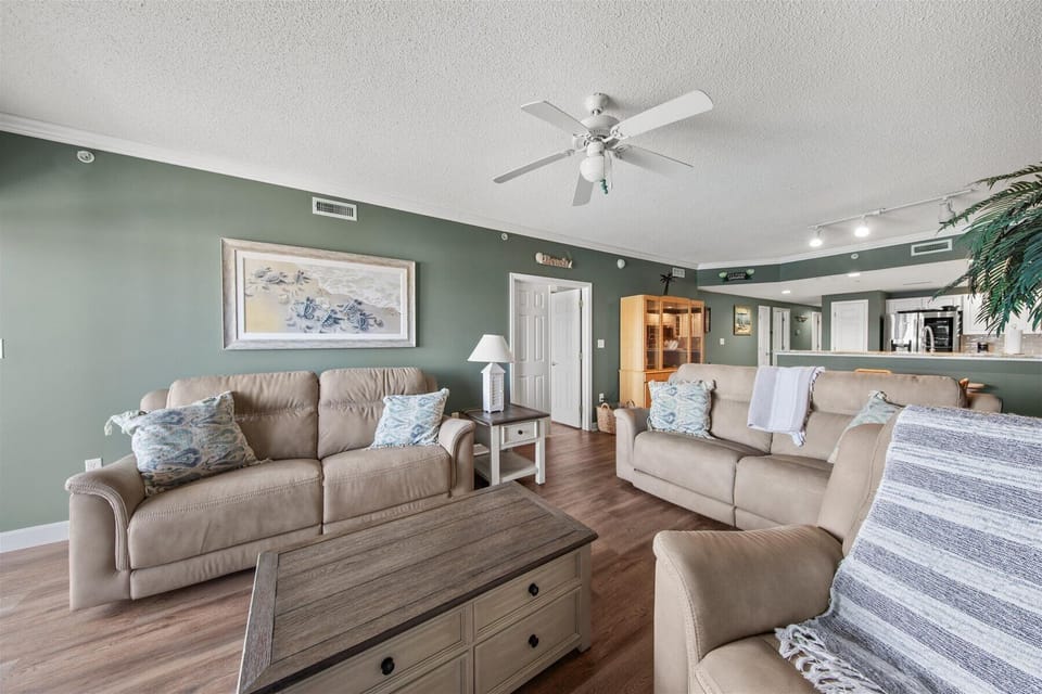 The cozy décor will have you feeling right at home.
