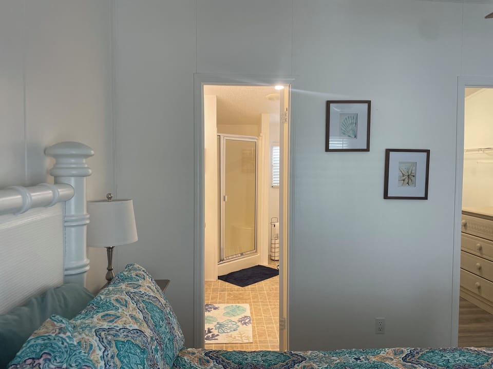 Master into Bathroom