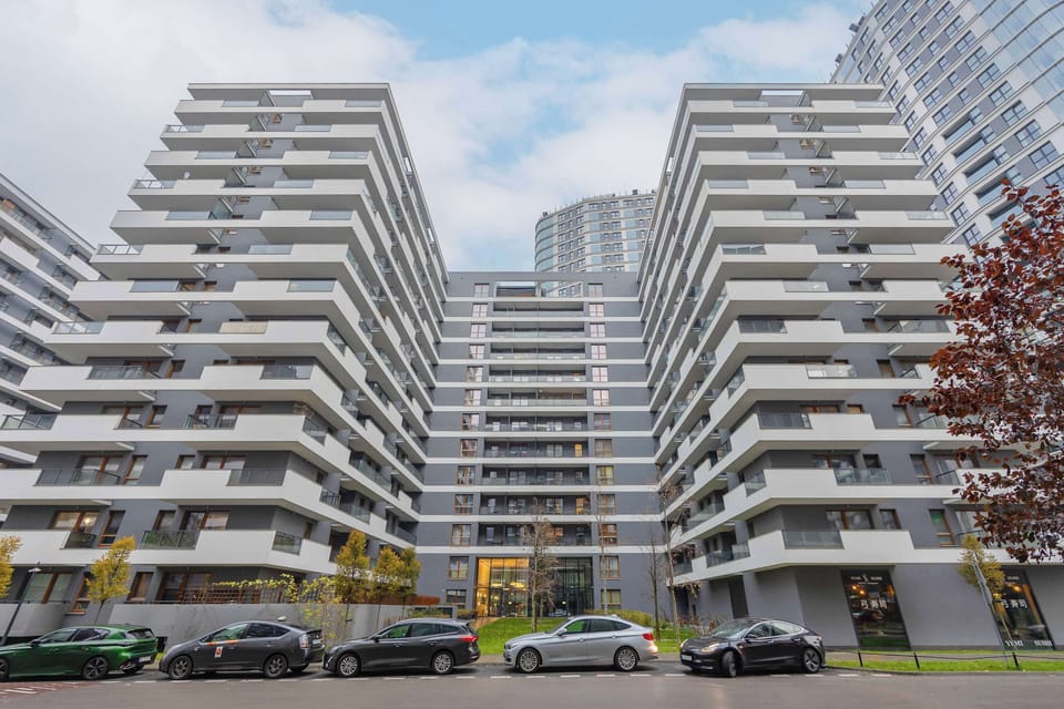 The apartment is located in a charming and modern property building.