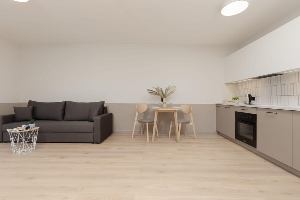 Living room with functional dining table