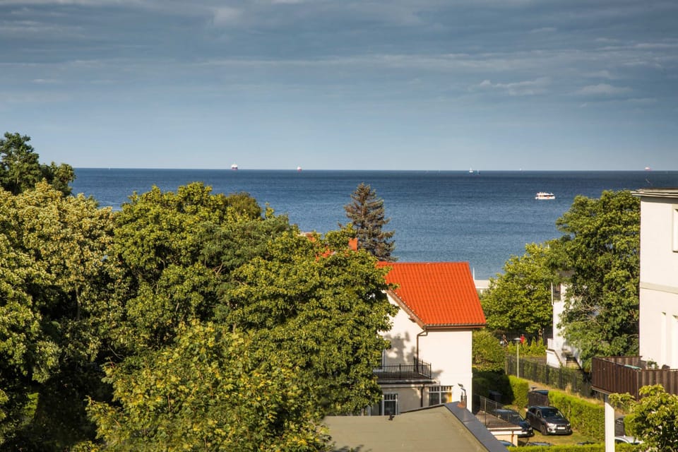 View from the apartment of the surrounding area. 