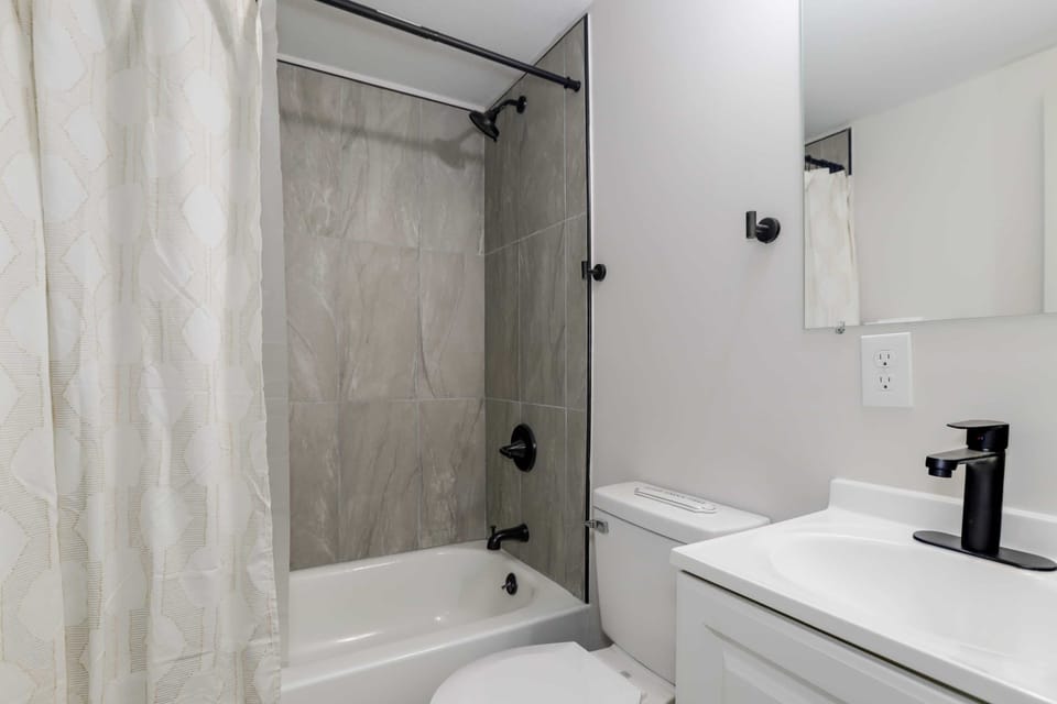 Full Bath