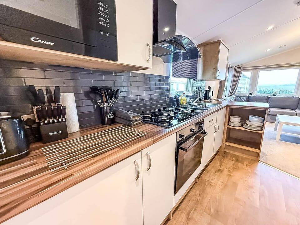 This thoughtful open design not only maximises your living space, but also creates a cosy, communal hub for sharing stories, planning tomorrow's journey, or simply watching the world go by.