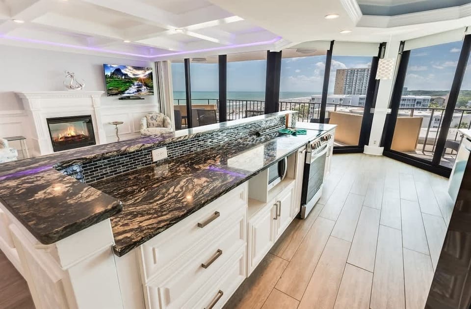 Large Kitchen Area