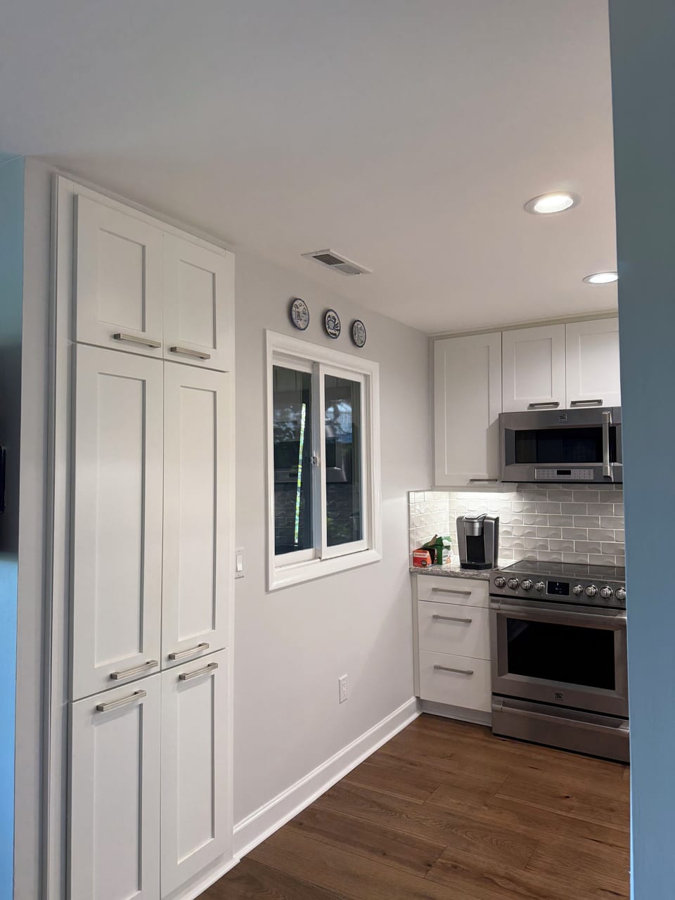 Kitchen provides top-of-the-line appliances, cookware, and Keurig coffee maker.