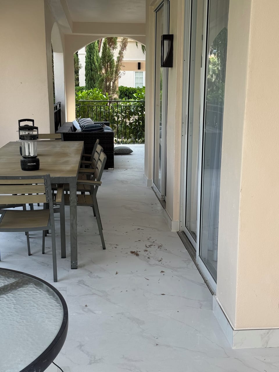 Outdoor dining