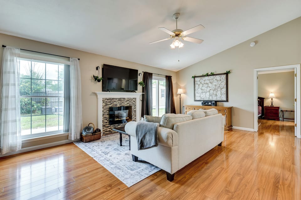 Panama City Vacation Rental | 2BR | 2BA | 1,430 Sq Ft | 2 Steps to Enter