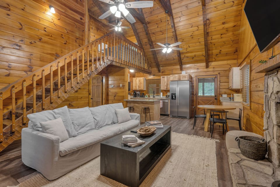 Vaulted ceilings for cabin vibes. (Dudley I)