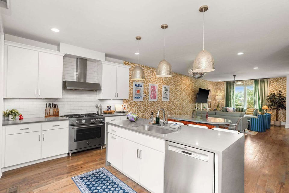 Fully Stocked Kitchen
