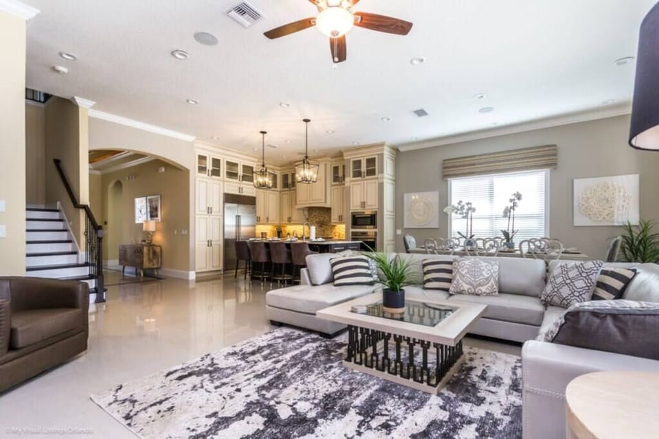 760GoldenBearDr-10